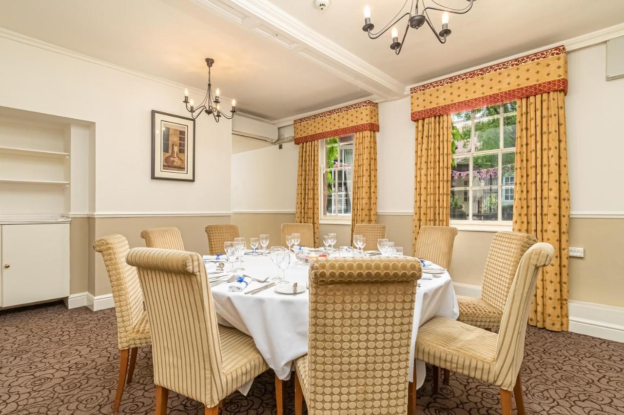 Mercure Salisbury White Hart Hotel & Apartments Экстерьер фото